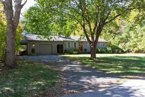 5 Chestnut Dr, Townsend, MA 01469 photo 3