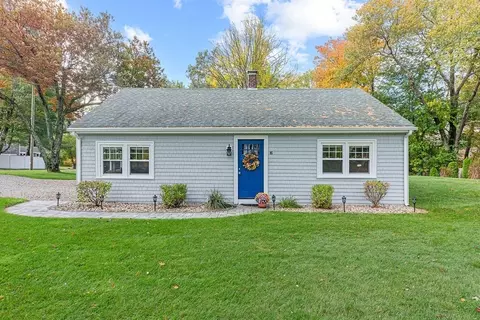 46 Lorna Ave, Pembroke, MA 02359