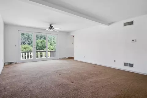 8 Devlin Cir #8, Blackstone, MA 01504 photo 7