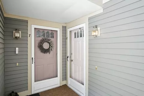 8 Devlin Cir #8, Blackstone, MA 01504 photo 3