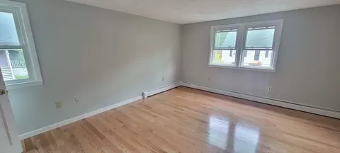 Bedroom - 35 Park Ave, Reading, MA 01867 photo 1 of 1