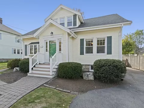 167 Cedar St, Dedham, MA 02026 photo 2