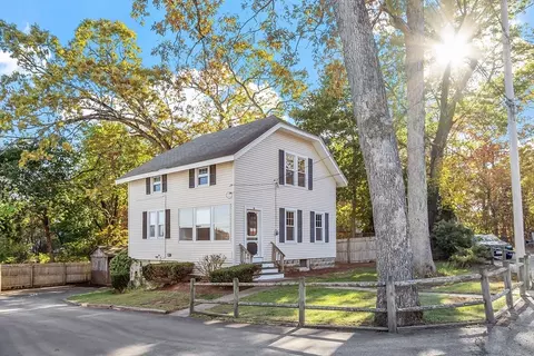 30 Oak St, Bellingham, MA 02019