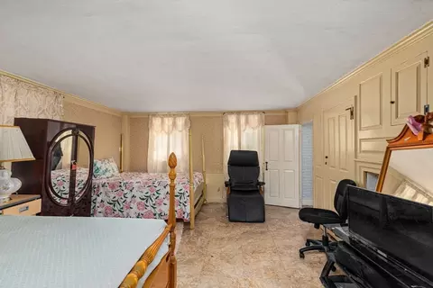Bedroom - 52 Salem, Reading, MA 01867 photo 2 of 8