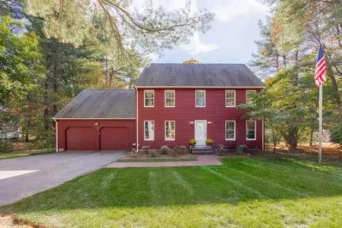 12 Spruce Way, Medfield, MA 02052