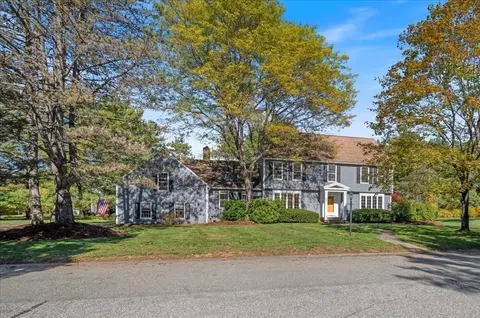 2 Haskell Rd, Andover, MA 01810 photo 5