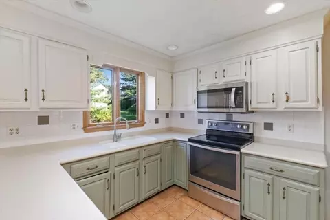 2 Haskell Rd, Andover, MA 01810 photo 15