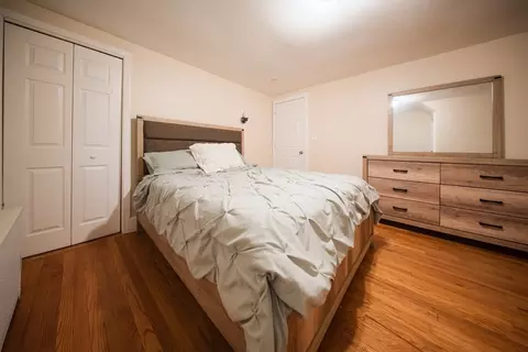 Bedroom - 90 Saint James Cir, Springfield, MA 01104 photo 1 of 8