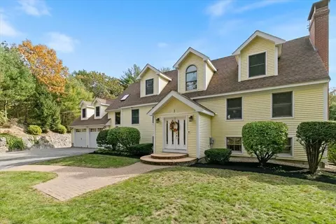3 Useadoor St, Middleton, MA 01949