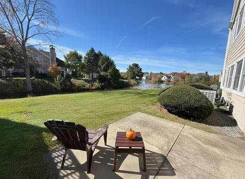 18 Teal Cir #18, Walpole, MA 02081