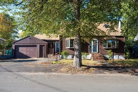 12 Catalina Rd, Lynn, MA 01905