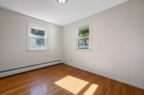 4 Harold St, Worcester, MA 01604 photo 13