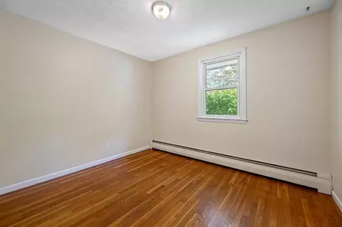 4 Harold St, Worcester, MA 01604 photo 11