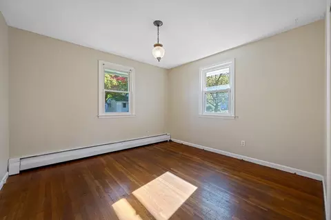 4 Harold St, Worcester, MA 01604 photo 15
