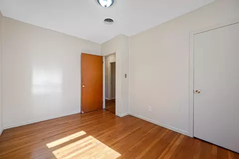 4 Harold St, Worcester, MA 01604 photo 14