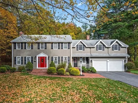 26 Townsend Dr, West Boylston, MA 01583