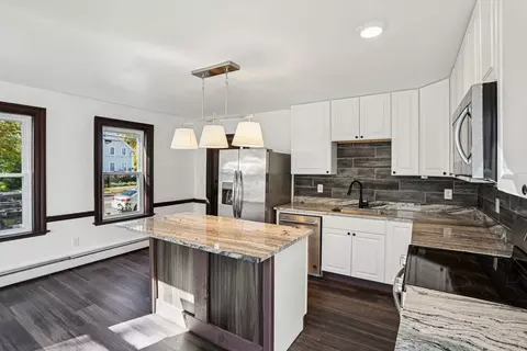 34 E Main St #2, Georgetown, MA 01833 photo 3