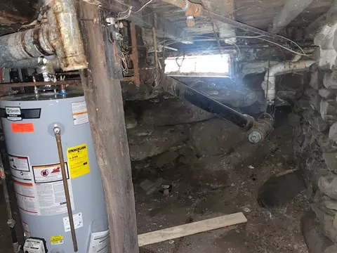 Exterior - 3216 N Main St, Fall River, MA 02720 photo 2 of 3