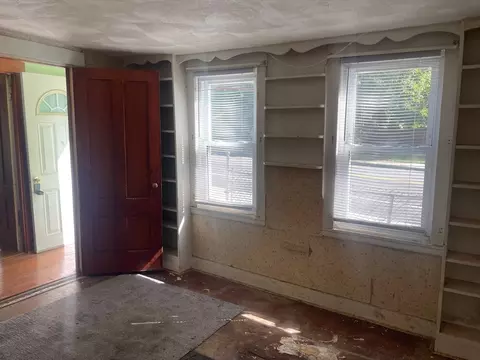 Living - 3216 N Main St, Fall River, MA 02720 photo 1 of 6