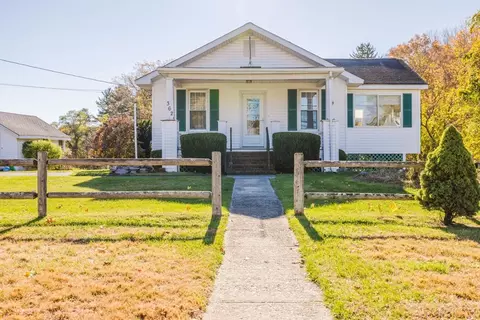 362 East St, Wrentham, MA 02093