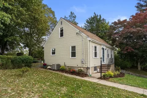 46 Bayard St, Dedham, MA 02026 photo 25