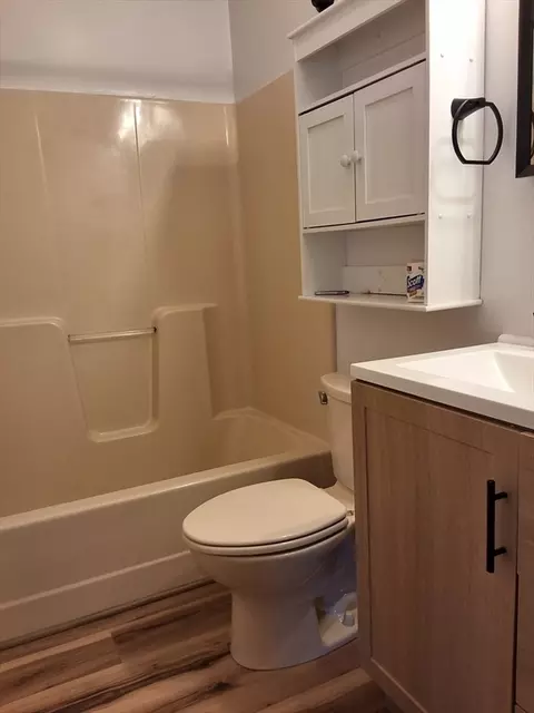 Bath - 103 Barre Rd, Oakham, MA 01068 photo 2 of 4