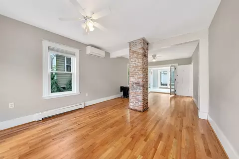 Living - 7 Harold Ave, Gloucester, MA 01930 photo 6 of 13