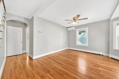 Living - 7 Harold Ave, Gloucester, MA 01930 photo 3 of 13