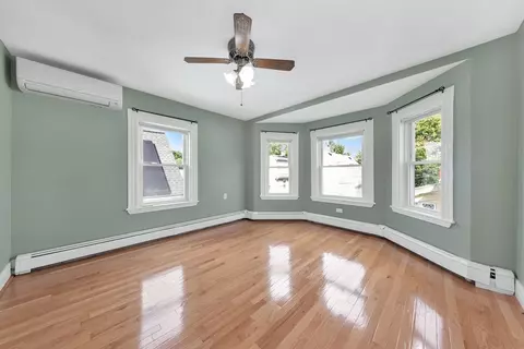 Living - 7 Harold Ave, Gloucester, MA 01930 photo 13 of 13