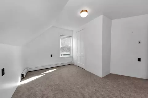 Bedroom - 7 Harold Ave, Gloucester, MA 01930 photo 3 of 9
