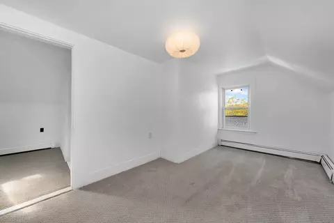 Bedroom - 7 Harold Ave, Gloucester, MA 01930 photo 6 of 9
