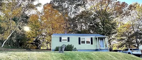 64 Plumtree Cir, Springfield, MA 01118 photo 15