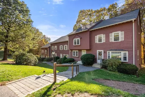 Exterior - 3 Apple Ridge Rd #5, Maynard, MA 01754 photo 2 of 8