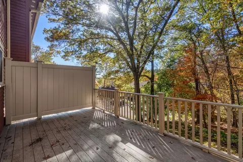 Exterior - 3 Apple Ridge Rd #5, Maynard, MA 01754 photo 3 of 8