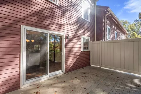 Exterior - 3 Apple Ridge Rd #5, Maynard, MA 01754 photo 4 of 8