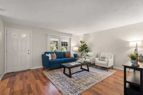 Living - 3 Apple Ridge Rd #5, Maynard, MA 01754 photo 1 of 7