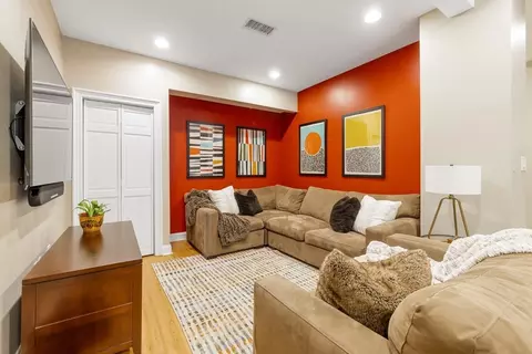 332 Hillcrest Rd, Needham, MA 02492 photo 21