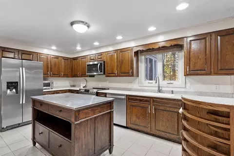 23 Bailey Rd, Berlin, MA 01503 photo 8