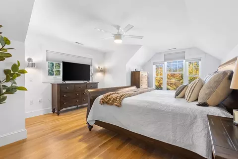 Bedroom - 7 Heather Dr, Andover, MA 01810 photo 2 of 8