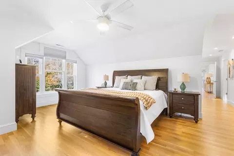 Bedroom - 7 Heather Dr, Andover, MA 01810 photo 1 of 8