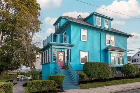 54 Sturges Rd, West Roxbury, MA 02132