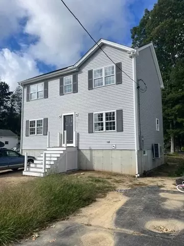 17 W Shore Rd, Holbrook, MA 02343