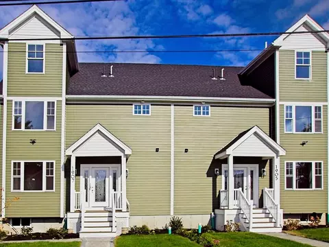 1905 River St #1905, Boston, MA 02136