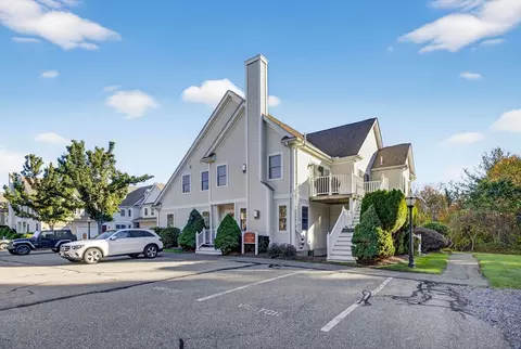 505 Hampton Way #505, Abington, MA 02351
