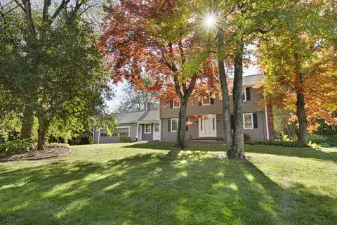 93 Winfield Rd, Holden, MA 01520