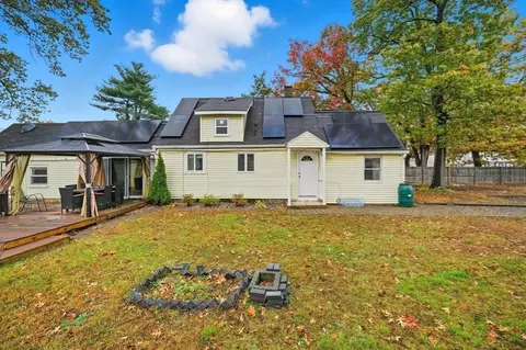 63 Peer St, Springfield, MA 01109 photo 32
