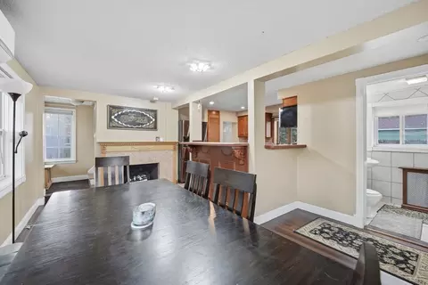 63 Peer St, Springfield, MA 01109 photo 8