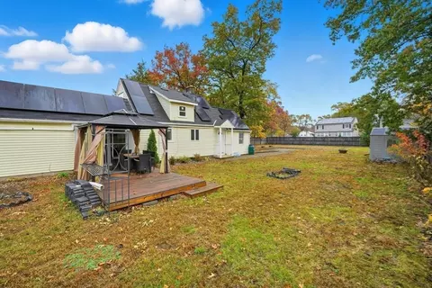 63 Peer St, Springfield, MA 01109 photo 33