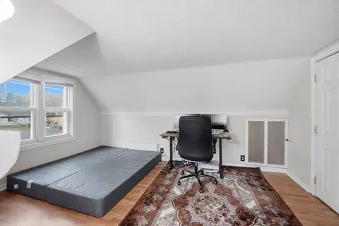 63 Peer St, Springfield, MA 01109 photo 22