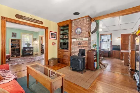 5 Byron St, Wakefield, MA 01880 photo 9